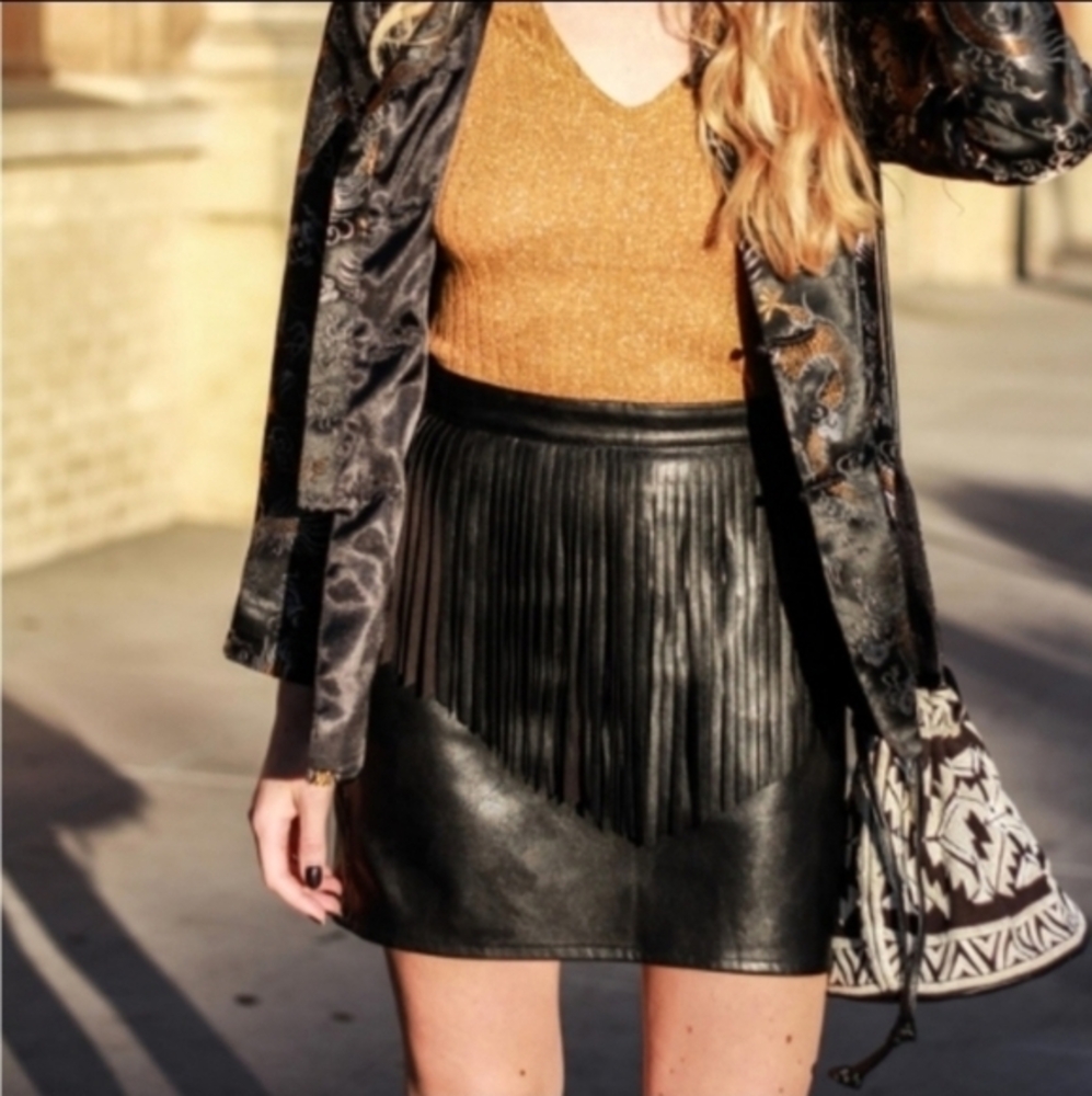 H&M‎ (Divided )vegan faux leather miniskirt,fringe detail,western,10
